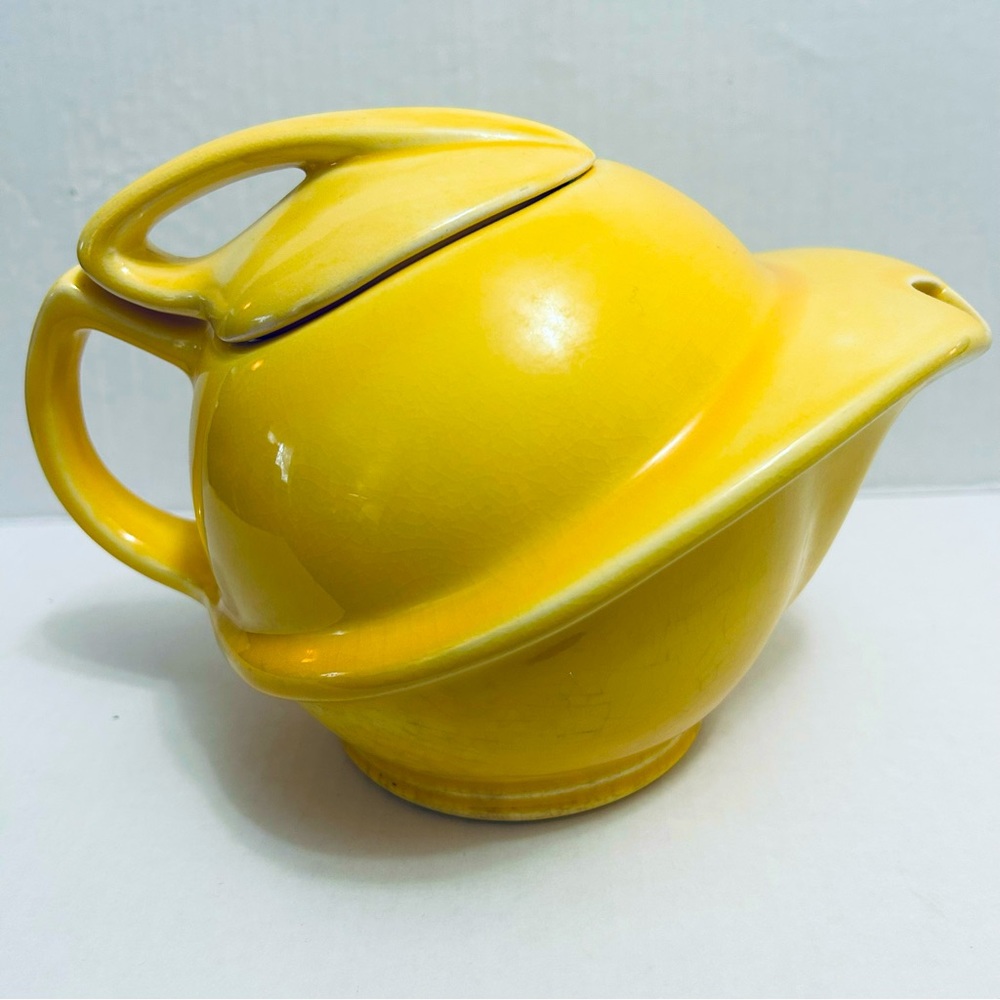 MCM REDWING POTTERY CERAMIC TEA POT SATURN GYPSY TRAIL 1944